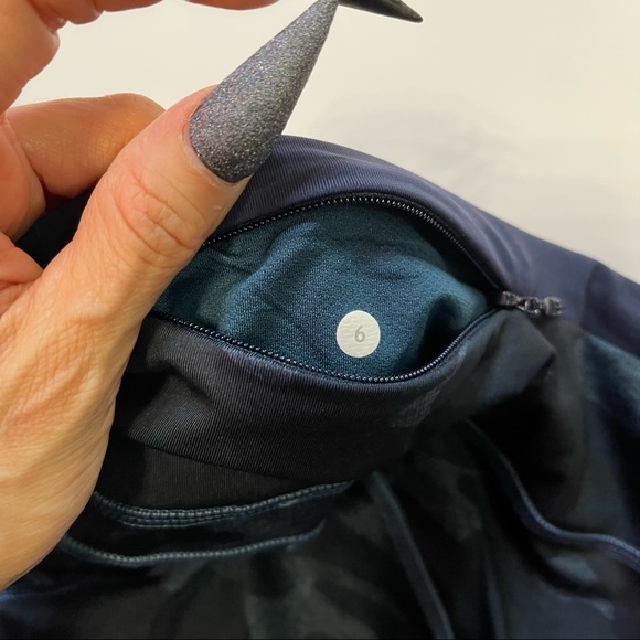 Lululemon Speed Tight II Heathered Texture Lotus Camo Oil Slick Blue/Inkwell S 6 - Picture 9 of 17